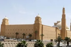 سعودي ۹۰ زره جوماتونه بیرته پرانیستل