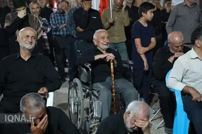 آئین بزرگداشت ولی‌امر مسلمین و مرجع شیعیان جهان حضرت آیت‌الله العظمی امام سیدعلی حسینی خامنه‌ای(ره) و شهدای خانواده رهبر معظم انقلاب در مسجد امام خمینی(ره) سمنان
