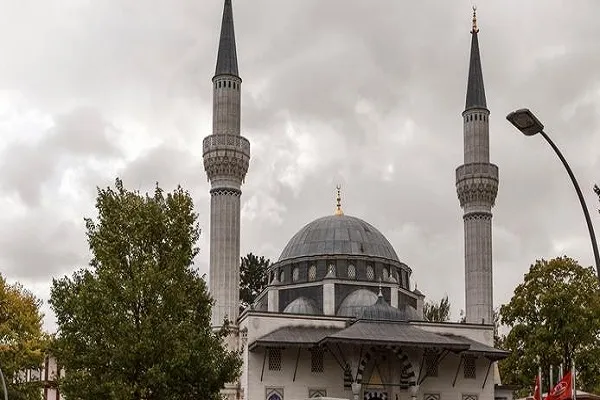 مخالفت مسلمانان آلمان با تعویق مناسک ماه رمضان