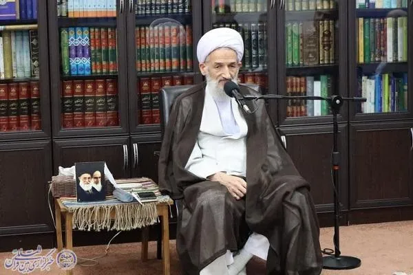 نشست اعضای ستاد برگزاری همایش ملی بزرگداشت علامه حسن زاده آملی