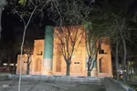 یک شب سرد پاییزی در پارک شیخ شهاب‌الدین اهری