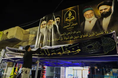 شارع العباس چشم به راه رهبر شهید