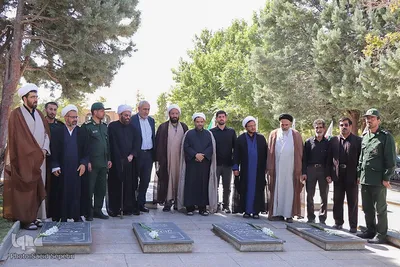 غبارروبی از مزار شهدا به مناسبت بازگشت آزادگان سرافراز به وطن