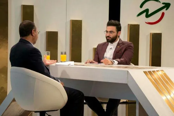 «نمودار» ویژه برنامه شبکه چهار برای تشریح دستاوردهای انقلاب
