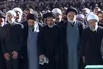 فیلم | حضور فرزندان رهبر شهید انقلاب در مصلای امام(ره)