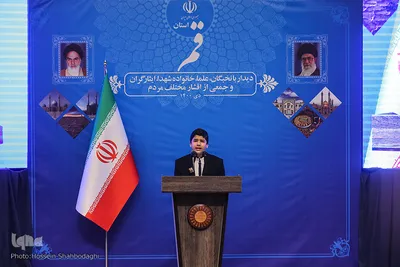 دیدار رئیس جمهور با نخبگان، علما، خانواده شهدا ،ایثار گران و جمعی از اقشار مردم