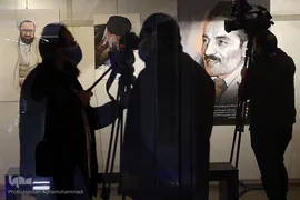 مراسم افتتاحیه نمایشگاه «ضیافتِ خط، رنگ، نقش» شامل ۴۲اثر از مجموعه نقاشی های دیجیتال علیرضا ذاکری، نقاش و کارتونیست