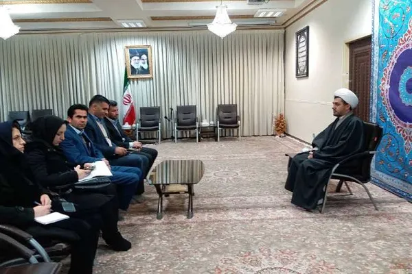 حق همگان برای انتقاد در جامعه محفوظ است