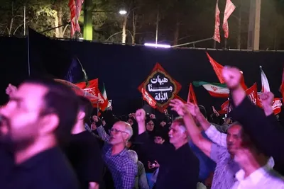 صد و چهل و نهمین شب از اجتماع مردمی «شب‌های اقتدار حسینی» و پنجمین شب سوگواره «مرهم جان» با حضور مقتدرانه مردم وطن‌دوست شهر سمنان، در حسینیه امام خمینی(ره) واقع در بوستان هفده شهریور این شهر برگزار شد.
