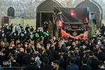 حسینیه ایران؛ مراسم عزاداری شب عاشورای حسینی در سیدعلاءالدین حسین(ع)‎‎
