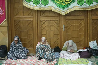 مراسم اعتکاف دانشجویی