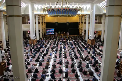 اقامه نماز جمعه در شیراز
