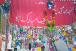 د پاکستان سني او شيعه مسلمانانو د امام مهدي (ع) د ميلاد جشن ونمانځۀ