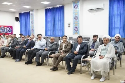 دیدار مدیرکل و کارکنان دامپزشکی لرستان با نماینده ولی فقیه در لرستان