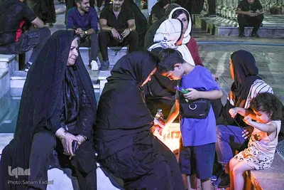 آیین شام غریبان در گلستان شهدای اصفهان‎