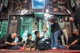 عزاداری چهارمین روزمحرم در تکیه سادات اخوی