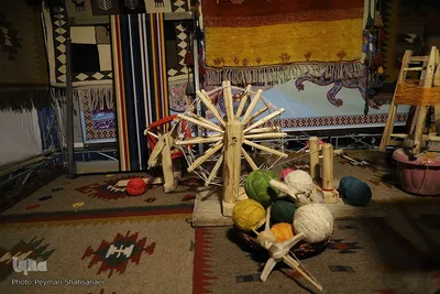 آیین افتتاح نمایشگاه هنر‌های سنتی و صنایع دستی استان‌های  اصفهان و هرمزگان