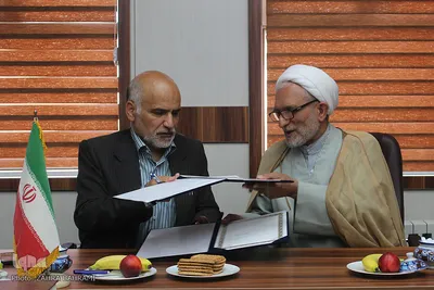 عقد تفاهم نامه فرهنگی ، آموزشی و پژوهشی بین جهاد دانشگاهی و اداره کل تبلیغات اسلامی استان مرکزی /عکاس:زهرا بهرامی
