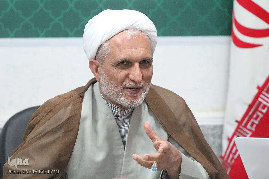 نخستین نشست هم‌اندیشی مدیران موسسات قرآنی اراک/عکاس:زهرا بهرامی