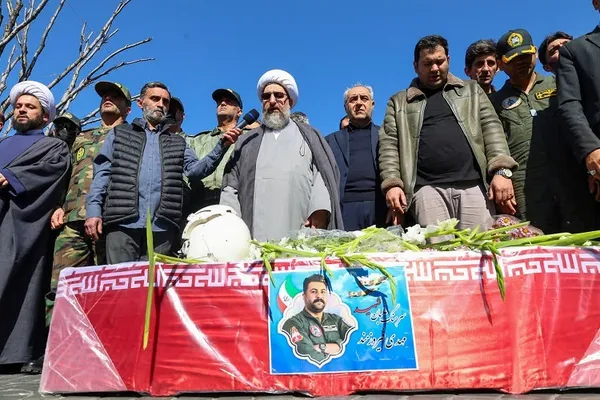 تشییع پیکر شهید خلبان«مهدی فیروزمند» در تبریز