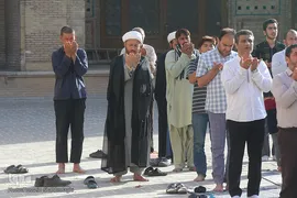 اقامه نماز عید سعید فطر در قم