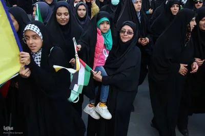 حضور اراکی‌ها در راهپیمایی 13 آبان