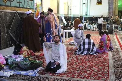 آیین معنوی اعتکاف در حرم مطهر رضوی