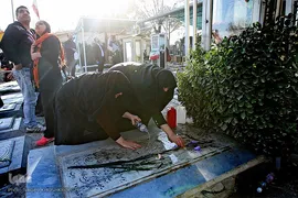 جاودان سروده‌ای به رنگ عشق و آفتاب