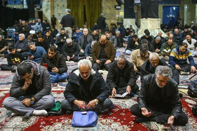 مراسم احیای شب نوزدهم ماه رمضان در مسجد جامع واوان