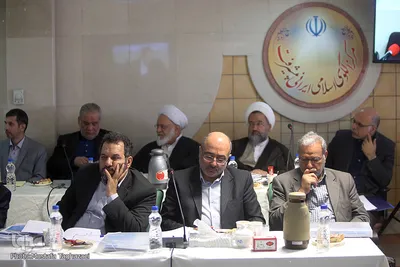 نشست هم اندیشی الگوی اسلامی ایرانی پیشرفت