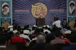 Gehorsam gegenüber Oberhaupt der islamischen Regierung (Ayatollah Chamenei) wird eine Bewegung auf dem Pfad sein, der zum Erscheinen des Imam Mehdi führt