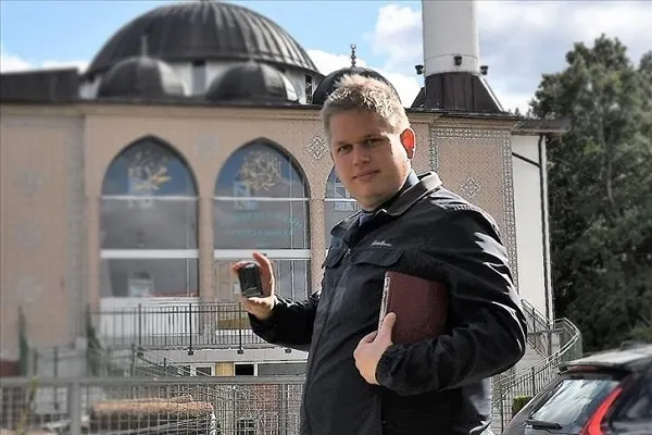 İsveçli aktivistler Kur'an yakma provokasyonlarının nefret suçu sayılmasını istedi