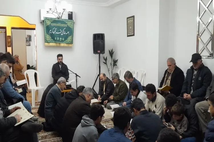 جلسه خانگی قرآن کریم در بندرانزلی برگزار شد