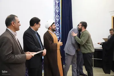 مراسم تجلیل از برگزیدگان دوازدهمین دوره مسابقات مناظره دانشجویی استان مرکزی