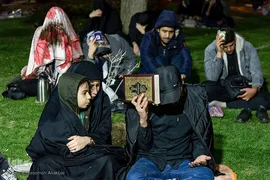 مراسم احیای شب بیست و یکم ماه مبارک رمضان در دانشگاه آزاد اسلامی شهرستان کرج