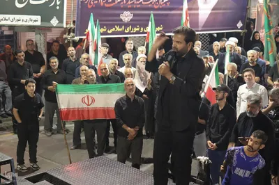 تجمع مردم انقلابی ملایر در موج صد و سی و هفت