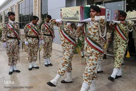 استقبال از پیکر ۳ شهید تازه تفحص شده دفاع مقدس در شیراز‎‎