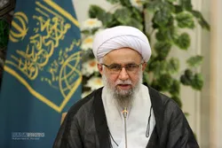 غرب با ترویج اسلام لیبرال و افراطی به دنبال استحاله اسلام ناب است