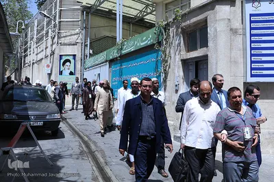 بازدید متسابقین خارجی از بیت امام خمینی(ره)