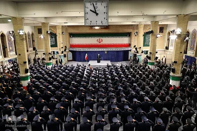 دیدار جمعی از فرماندهان و کارکنان نیروی هوایی و پدافند هوایی ارتش با رهبر انقلاب اسلامی