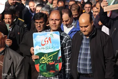 بیعت دوباره ملایری‌ها با ولایت با شرکت در راهپیمایی يوم الله 9 دی