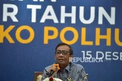 Mahfud MD Minta Santri tak Pertentangkan Hukum Islam dengan Hukum Nasional