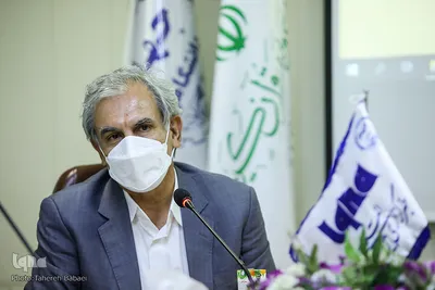 آیین رونمایی از کتاب فراز و فرود