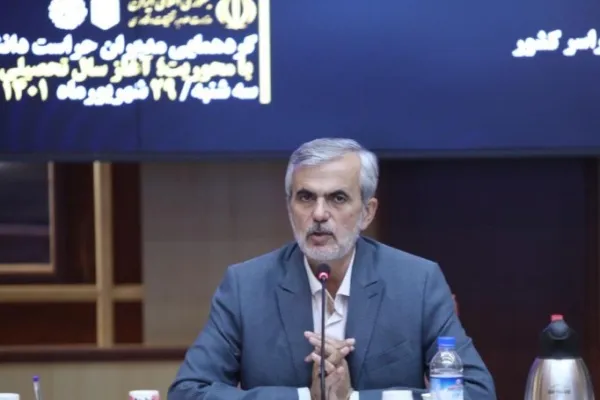 مسئولان حراست مشاوران امین و دلسوز استادان و دانشجویان هستند