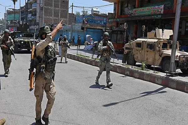 Afganistan'da intihar saldırısında 3 NATO askeri öldü