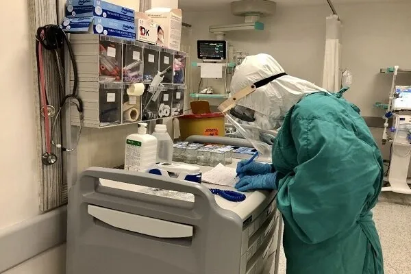 Türkiye'de salgının son 24 saati: 94 can kaybı, 6 bin 287 yeni vaka