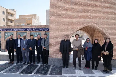 دیدار خانواده شهید مسعود آب‌روشن 