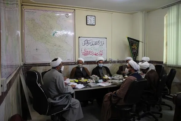 اقدامات فرهنگی در مناطق حاشیه‌ای با رویکرد حل مشکلات باشد