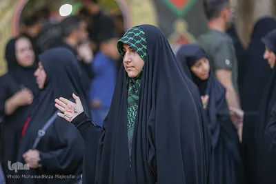 اجتماع دختران دهه هشتادی در گذر فرهنگی چهارباغ‎