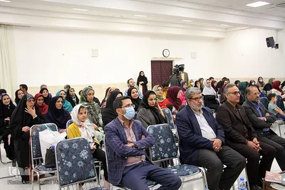 تجلیل از برترین های دومین دو سالانه قصه گویی کتابخانه های عمومی استان یزد